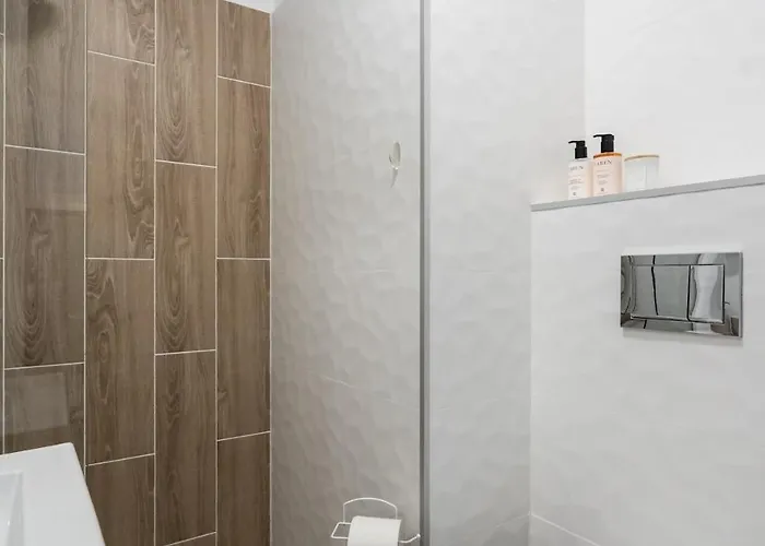 Old Charm * Бухарест