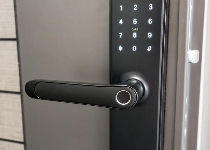 Апартаменти Old Charm Бухарест